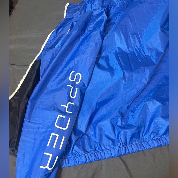 Zip up windbreaker - Picture 5 of 6